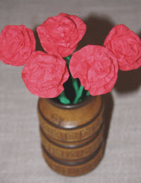 róże z bibuły